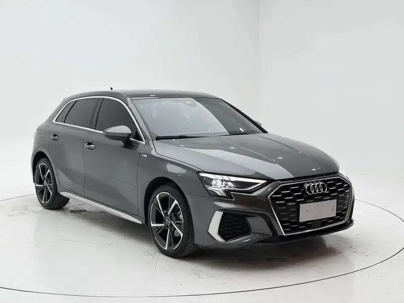 Audi A3 2024 Sportback 35 TFSI Fashion Sport — миниатюра 3