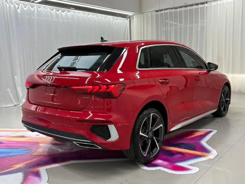 Audi A3 2021 Sportback 35 TFSI Fashion Sport — миниатюра 6