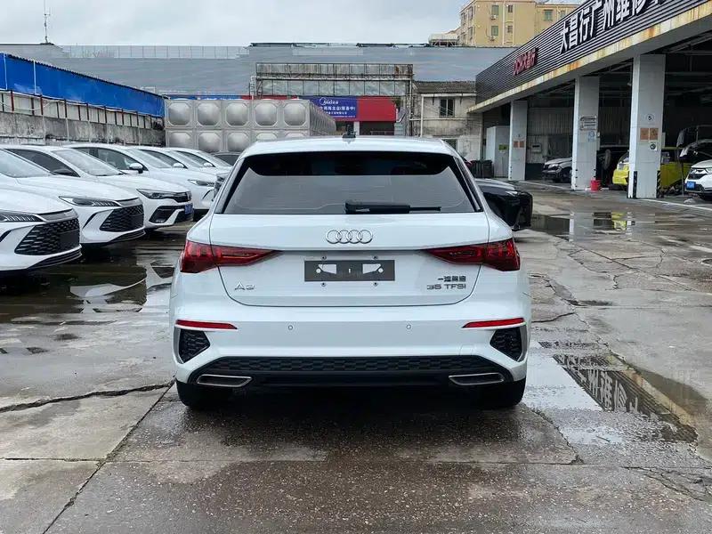 Audi A3 2021 Sportback 35 TFSI Progressive Sport — миниатюра 5