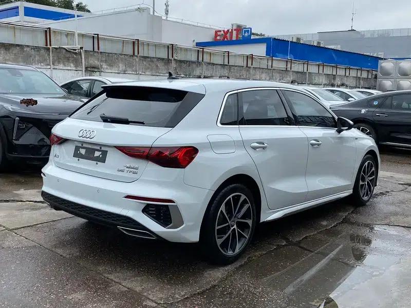 Audi A3 2021 Sportback 35 TFSI Progressive Sport — миниатюра 6