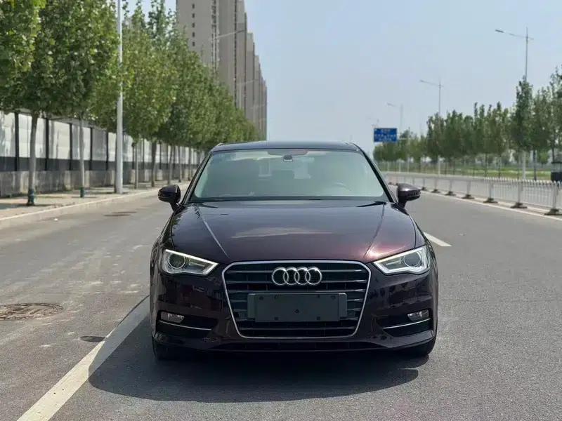 Audi A3 2014 Sportback 35 TFSI Automatic Fashion Edition — миниатюра 2