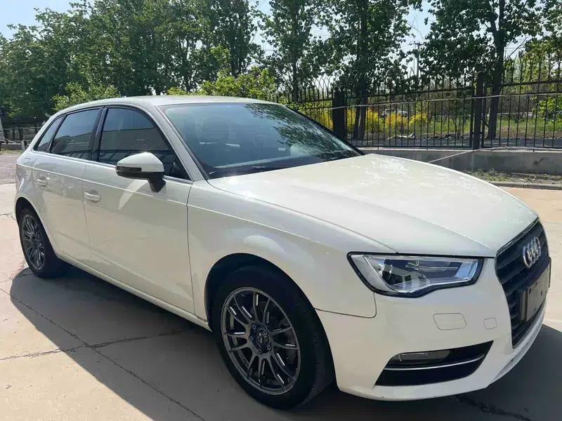 Audi A3 2014 Sportback 35 TFSI Automatic Entry-Level Model — миниатюра 3