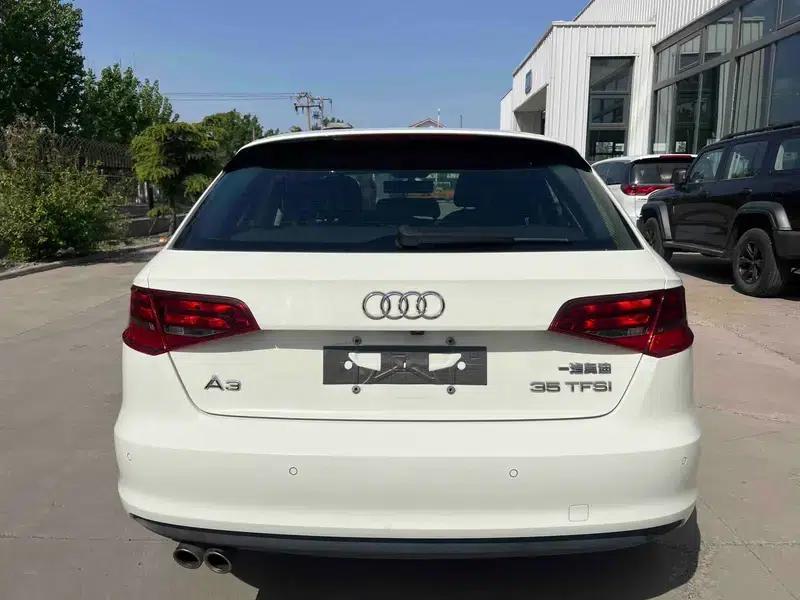 Audi A3 2014 Sportback 35 TFSI Automatic Entry-Level Model — миниатюра 5