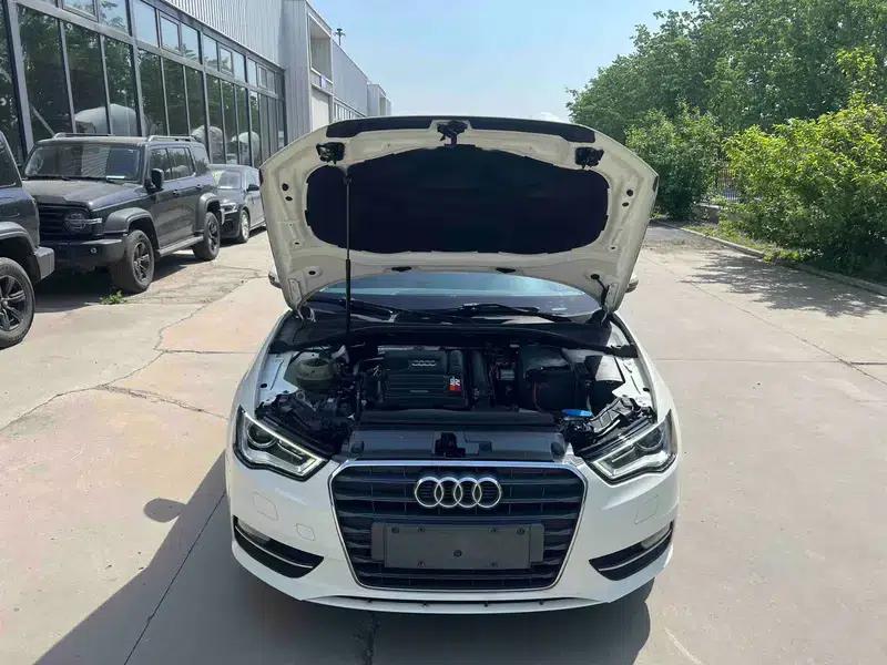 Audi A3 2014 Sportback 35 TFSI Automatic Entry-Level Model — миниатюра 8
