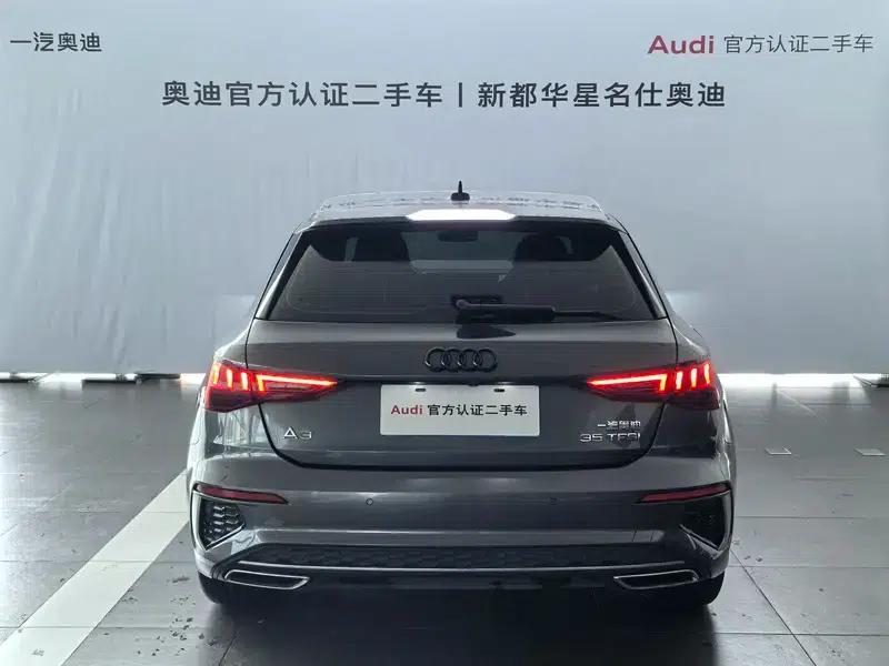 Audi A3 2024 Sportback 35 TFSI Fashion Sport — миниатюра 3