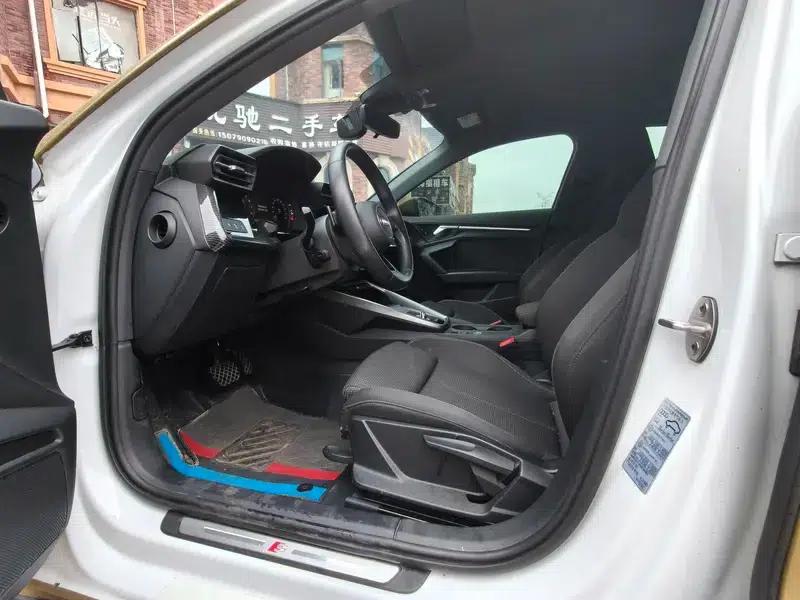 Audi A3 2021 Sportback 35 TFSI Luxury Elegance — миниатюра 15