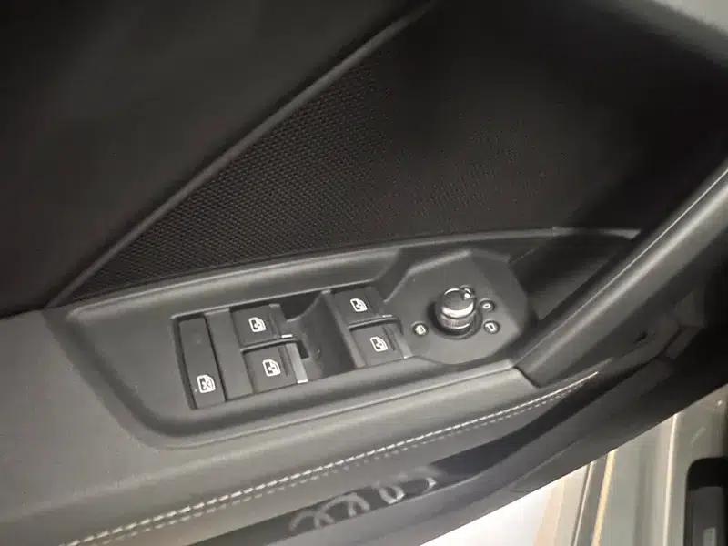 Audi A3 2024 Sportback 35 TFSI Fashion Sport — миниатюра 17