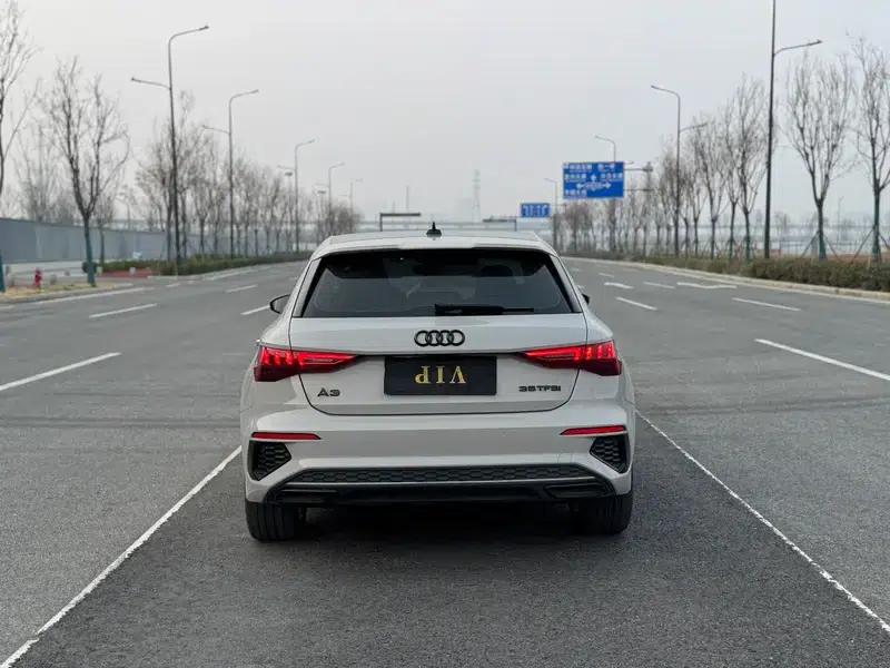 Audi A3 2024 Sportback 35 TFSI Fashion Sport — миниатюра 5