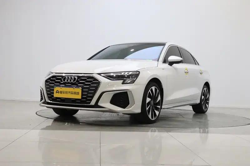 2024 Audi A3 A3L Limousine 35 TFSI Fashion Sport — миниатюра 1