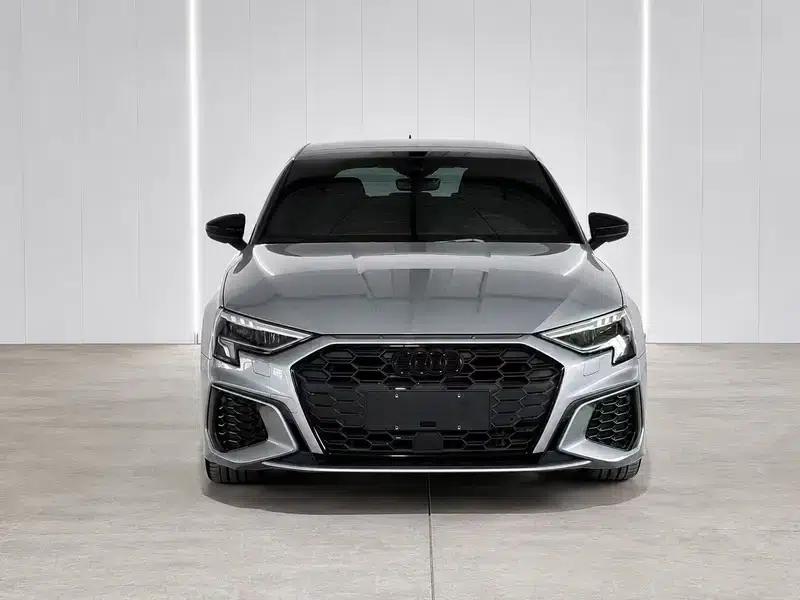 Audi A3 2023 Sportback 35 TFSI Fashion Sport — миниатюра 2