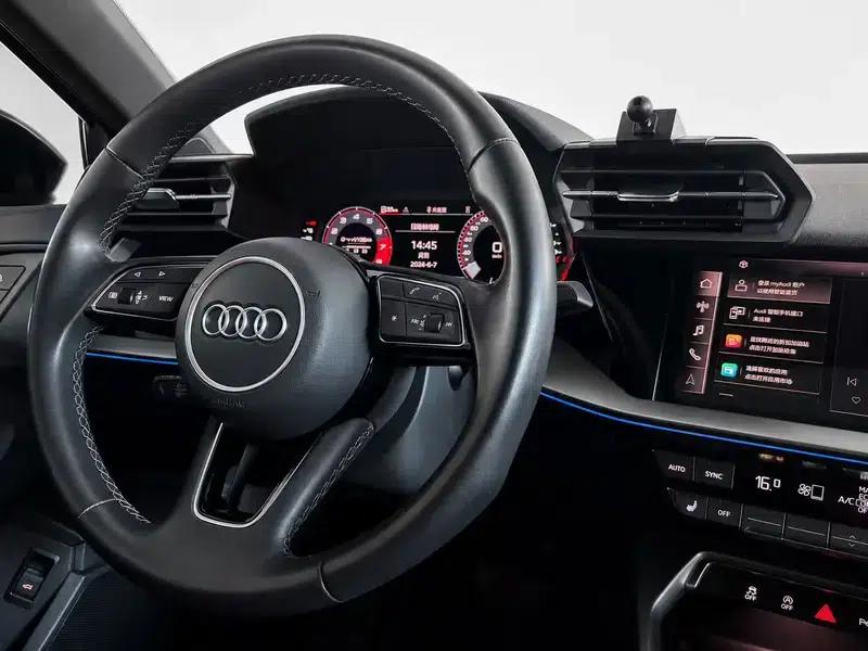 Audi A3 2023 Sportback 35 TFSI Fashion Sport — миниатюра 17
