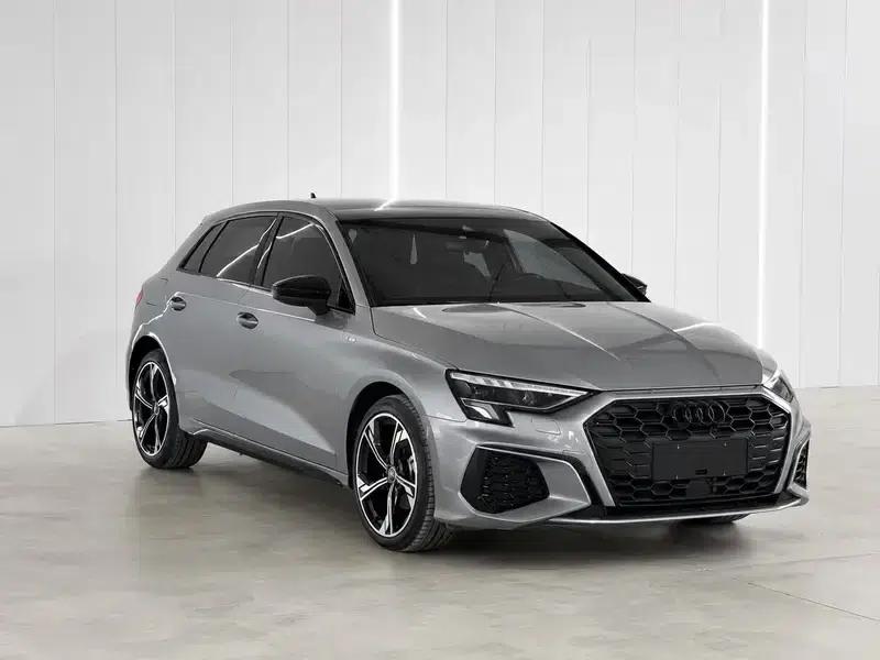 Audi A3 2023 Sportback 35 TFSI Fashion Sport — миниатюра 3