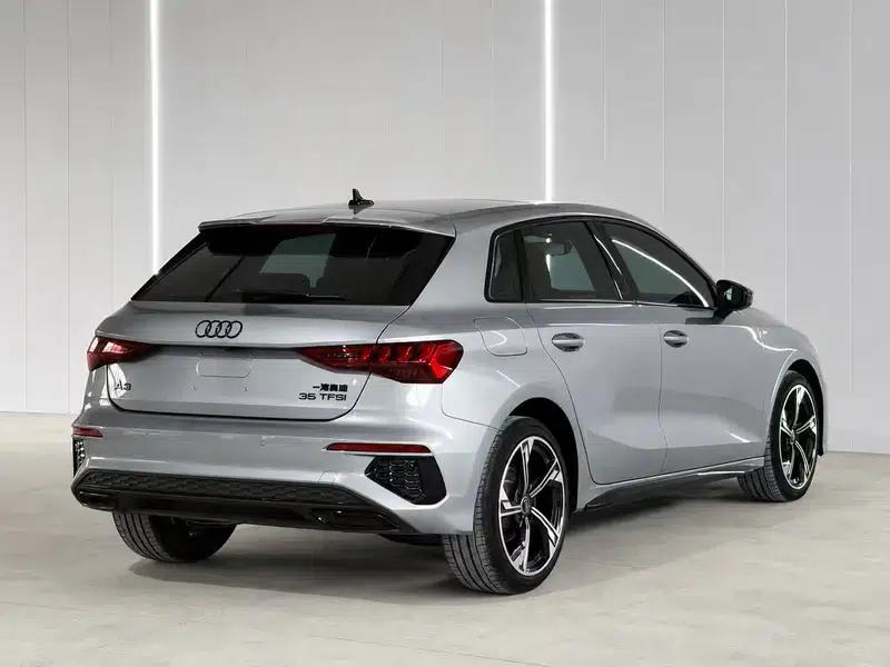 Audi A3 2023 Sportback 35 TFSI Fashion Sport — миниатюра 6
