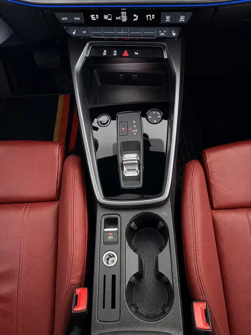Audi A3 2023 Sportback 35 TFSI Fashion Sport — миниатюра 8