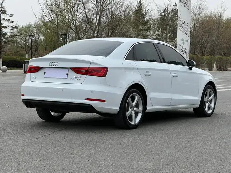 Audi A3 2014 Limousine 35 TFSI Automatic Comfort — миниатюра 6