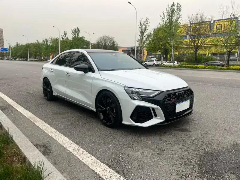 2021 Audi A3 A3L Limousine 35 TFSI Luxury Sport — миниатюра 3