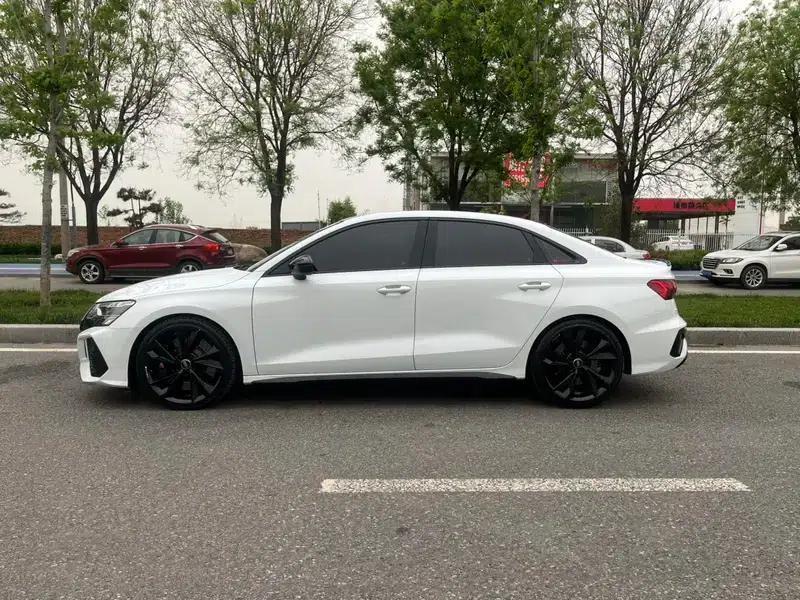 2021 Audi A3 A3L Limousine 35 TFSI Luxury Sport — миниатюра 4