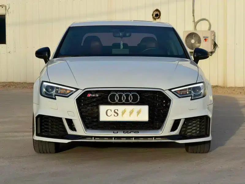 Audi A3 2018 30th Anniversary Edition Limousine 35 TFSI Progressive — миниатюра 2