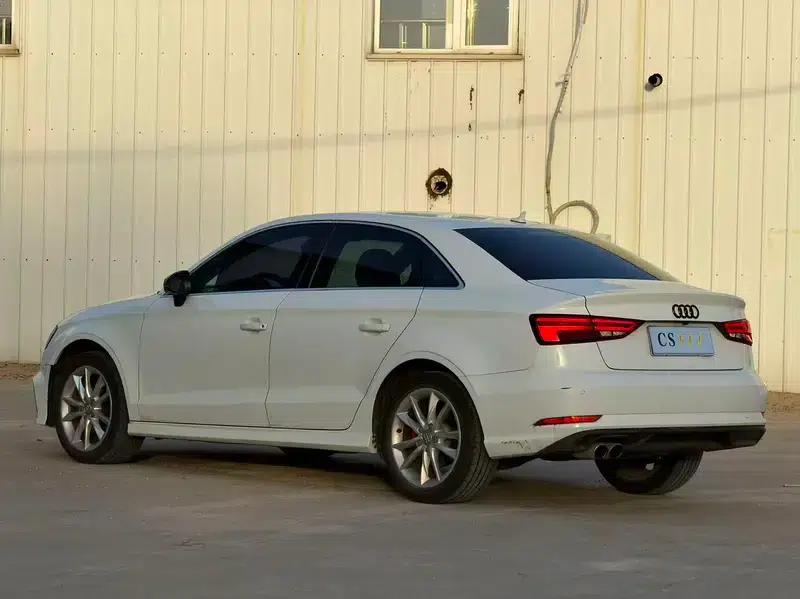Audi A3 2018 30th Anniversary Edition Limousine 35 TFSI Progressive — миниатюра 4