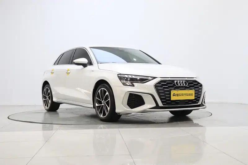 Audi A3 2022 Sportback 35 TFSI Progressive Sport — миниатюра 3