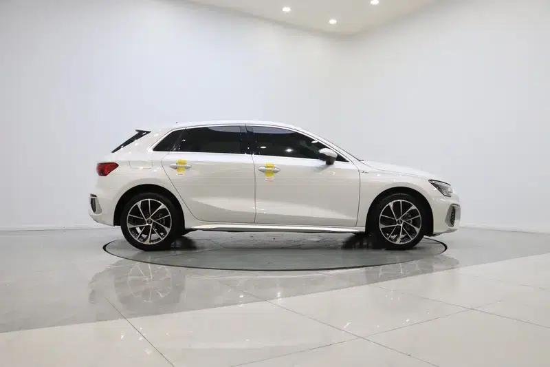 Audi A3 2022 Sportback 35 TFSI Progressive Sport — миниатюра 8