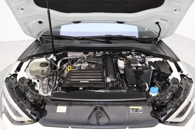 Audi A3 2022 Sportback 35 TFSI Progressive Sport — миниатюра 10