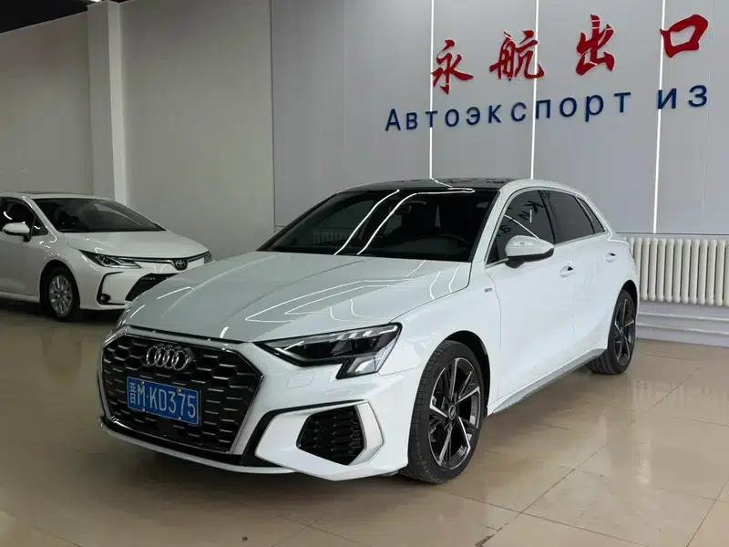 Audi A3 2023 Sportback 35 TFSI Fashion Sport — миниатюра 1