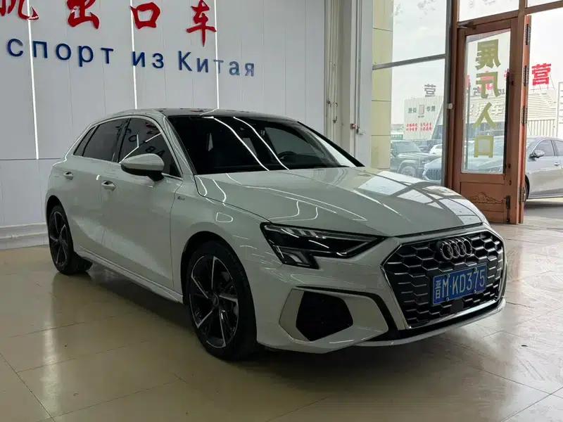 Audi A3 2023 Sportback 35 TFSI Fashion Sport — миниатюра 3