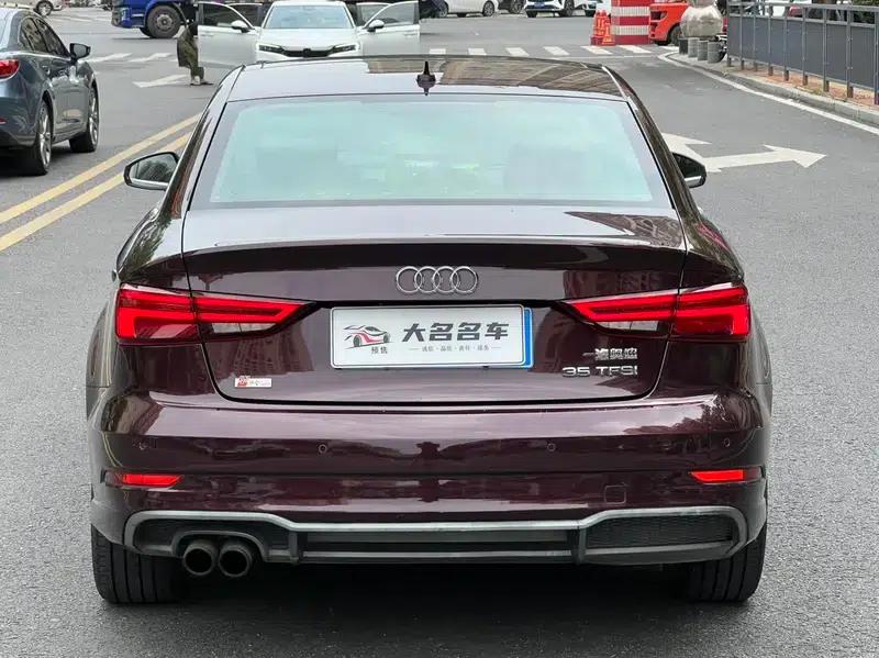 Audi A3 2018 30th Anniversary Edition Limousine 35 TFSI Fashion Model — миниатюра 5