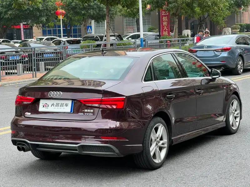 Audi A3 2018 30th Anniversary Edition Limousine 35 TFSI Fashion Model — миниатюра 6