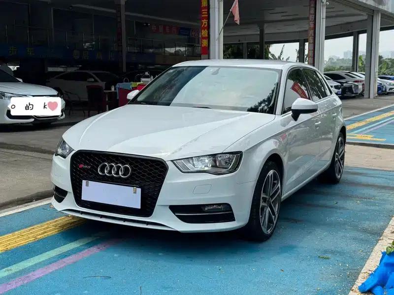 Audi A3 2015 Sportback 35 TFSI Manual Entry-Level — миниатюра 1