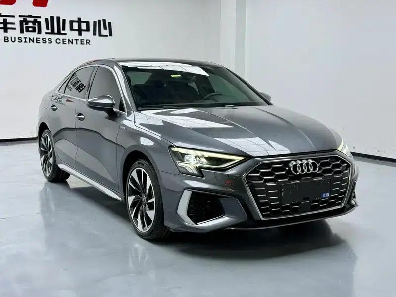 Audi A3 2023 Facelift A3L Limousine 35 TFSI Sporty Edition — миниатюра 3