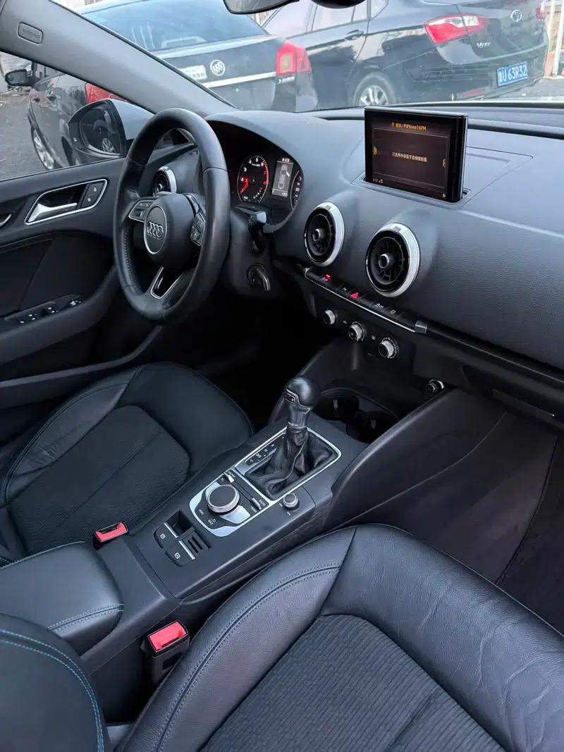 Audi A3 2018 30th Anniversary Edition Limousine 35 TFSI Fashion Model — миниатюра 9