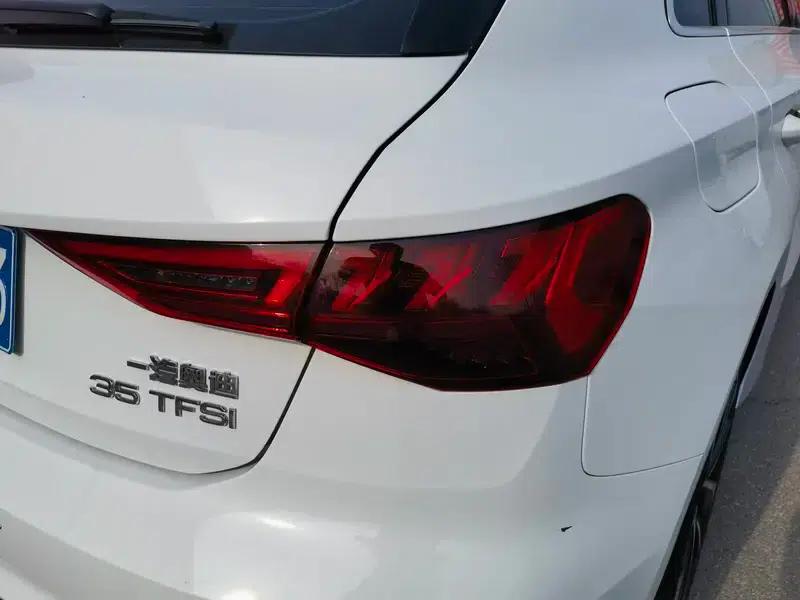 Audi A3 2023 Facelift Sportback 35 TFSI Progressive Sport — миниатюра 12