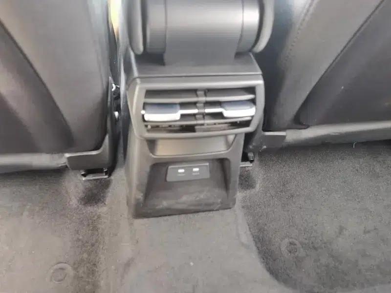 Audi A3 2023 Facelift Sportback 35 TFSI Progressive Sport — миниатюра 9