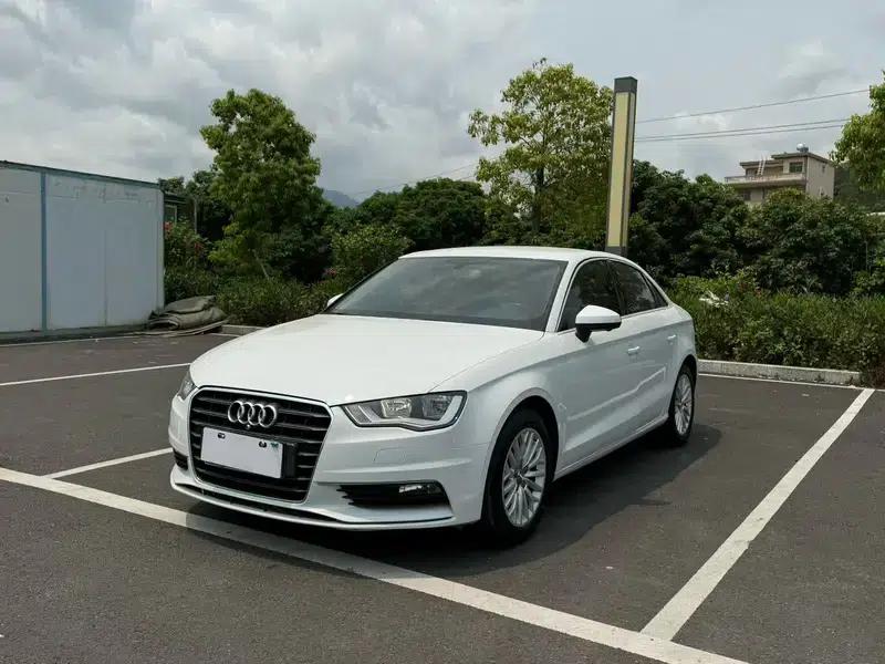 Audi A3 2016 Limousine 35 TFSI Progressive — миниатюра 1