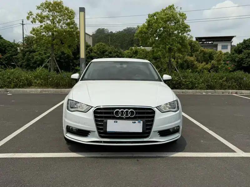 Audi A3 2016 Limousine 35 TFSI Progressive — миниатюра 2