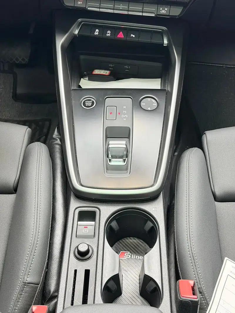 Audi A3 2023 Facelift A3L Limousine 35 TFSI Sporty Edition — миниатюра 14