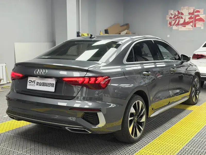 Audi A3 2023 Facelift A3L Limousine 35 TFSI Sporty Edition — миниатюра 7