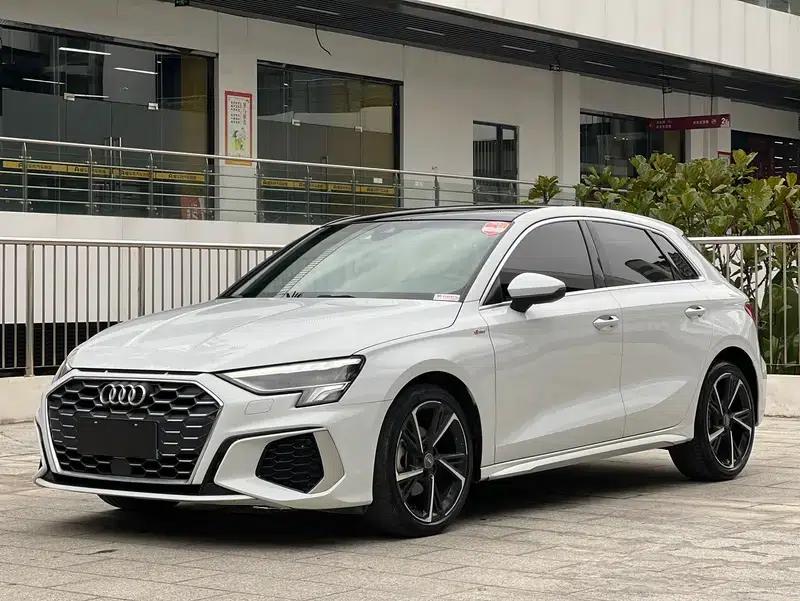 Audi A3 2021 Sportback 35 TFSI Fashion Sport — миниатюра 1
