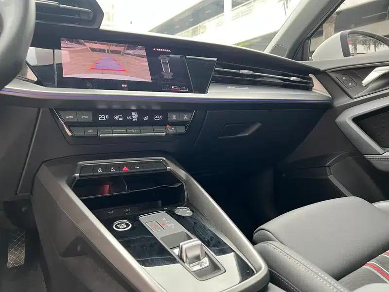 Audi A3 2021 Sportback 35 TFSI Fashion Sport — миниатюра 8