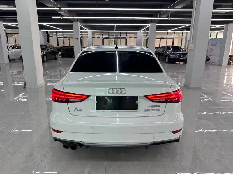 Audi A3 2019 Limousine 35 TFSI Fashion Edition (National V Emission Standard) — миниатюра 4