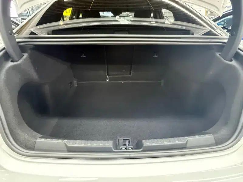 Audi A3 2023 Facelift A3L Limousine 35 TFSI Sporty Edition — миниатюра 9