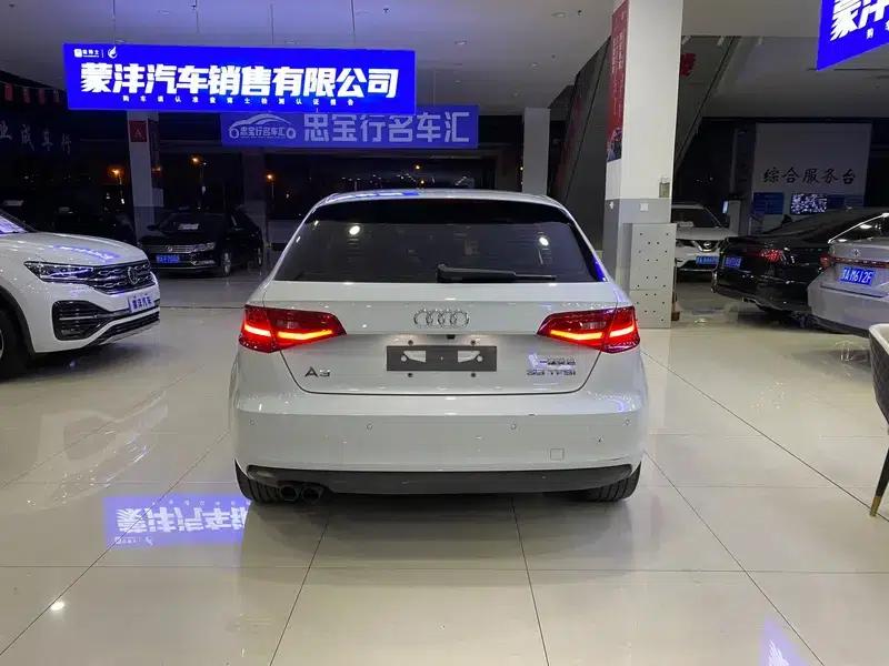 Audi A3 2014 Sportback 35 TFSI Automatic Comfort — миниатюра 3