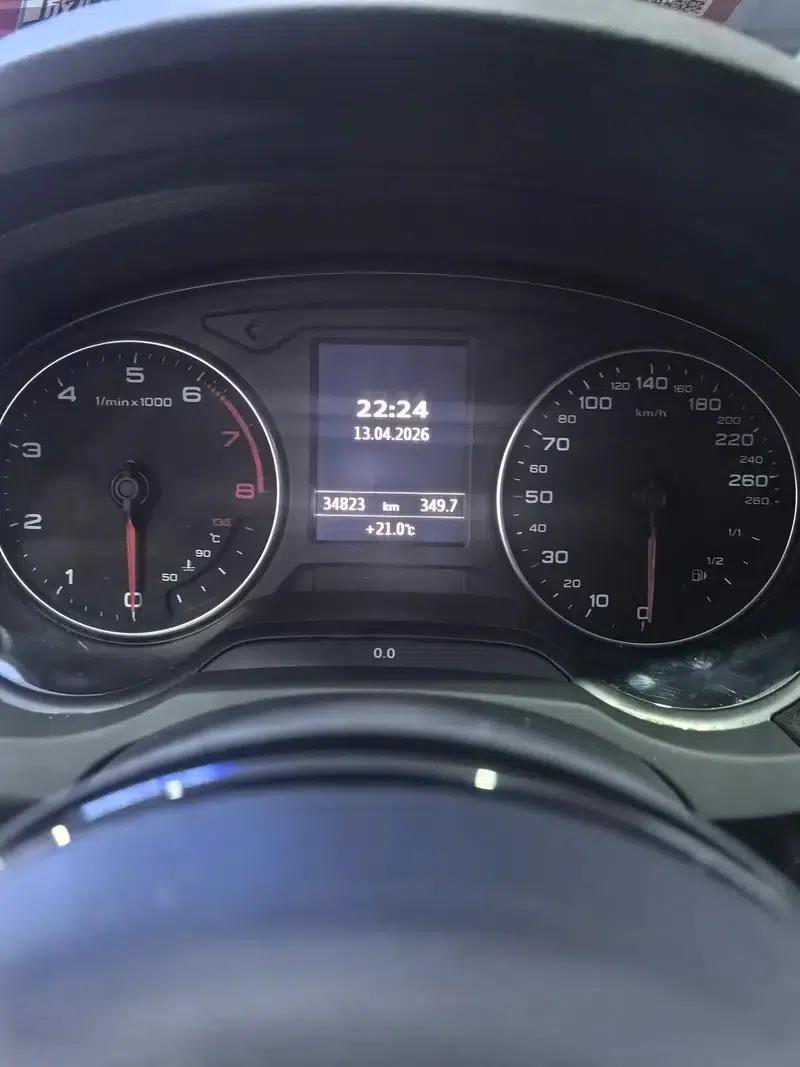 Audi A3 2014 Sportback 35 TFSI Automatic Comfort — миниатюра 7