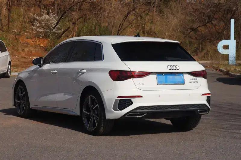 Audi A3 2022 Sportback 35 TFSI Fashion Sport — миниатюра 4