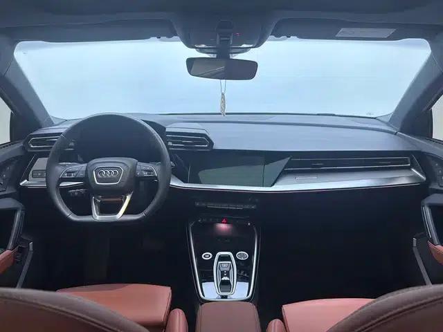 2026 Audi A3 A3L Limousine 35 TFSI Flying Spur Luxury Edition + Luxury Package — миниатюра 14
