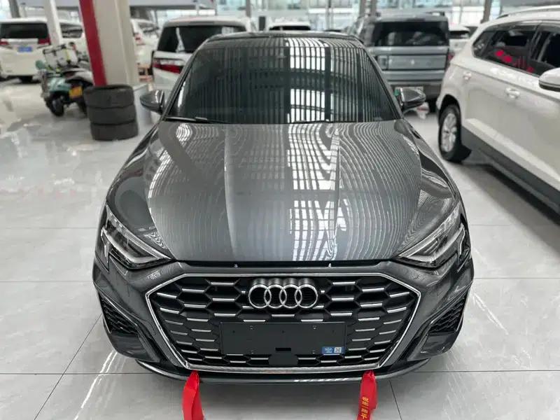Audi A3 2024 Sportback 35 TFSI Fashion Sport — миниатюра 2