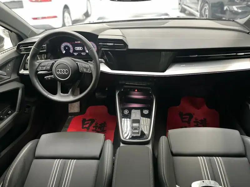 Audi A3 2024 Sportback 35 TFSI Fashion Sport — миниатюра 12