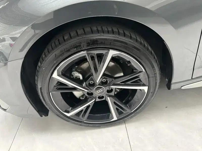 Audi A3 2024 Sportback 35 TFSI Fashion Sport — миниатюра 9